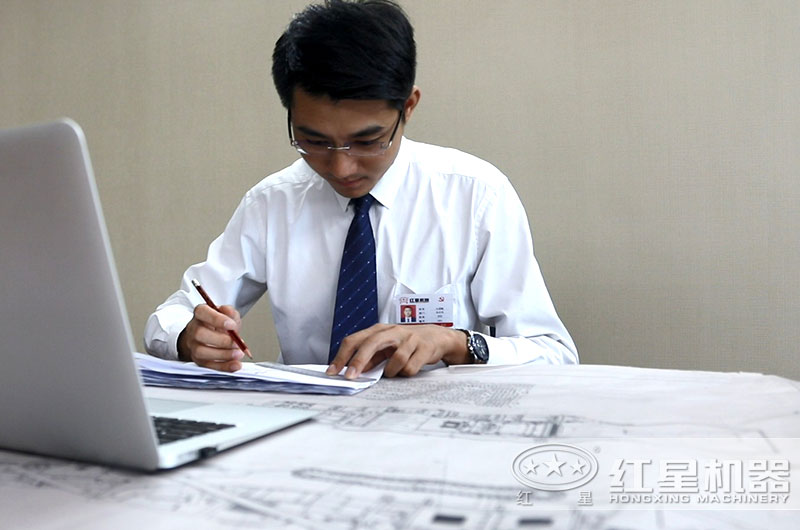 技术人员为客户定制华体会官方网页版-华体会(中国)

